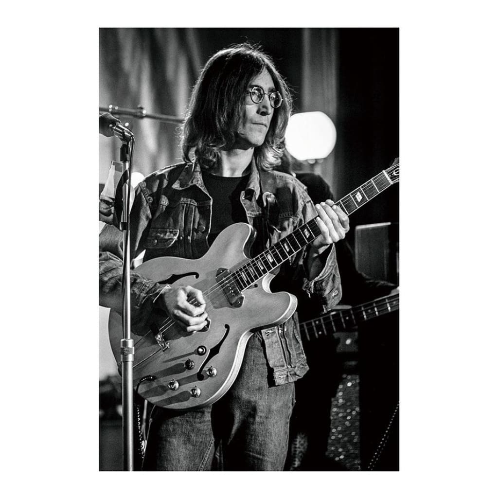 ジョン・レノン 写真集 「ロックンロール・サーカス ’68」 John Lennon 公式 豪華本