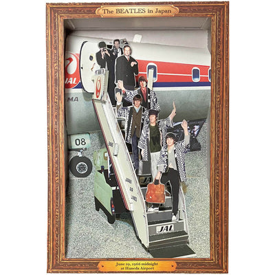ビートルズ ペーパージオラマ（立版古）「ザ・ビートルズ羽田到着」 BEATLES 公式 コレクター商品