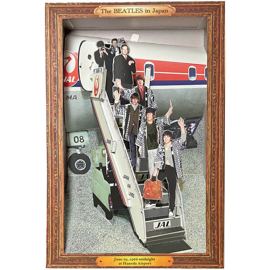 ビートルズ ペーパージオラマ（立版古）「ザ・ビートルズ羽田到着」 BEATLES 公式 コレクター商品