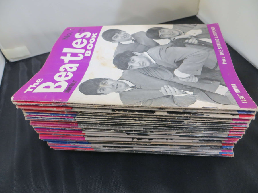 The Beatles Monthly Book Set 1-50（Vol.19, 31抜け）