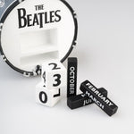 ビートルズ ロゴ・ドラム万年カレンダー  BEATLES 公式